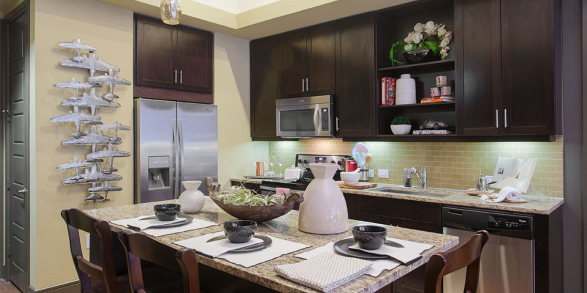 austin luxury apartment kitchen
