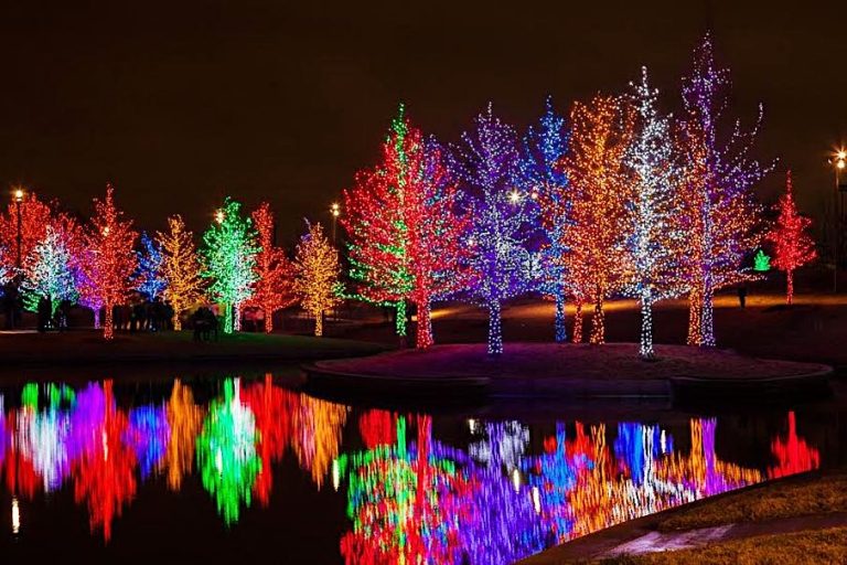Our 5 favorite Holiday Light Displays In The DFW Metroplex Smart City