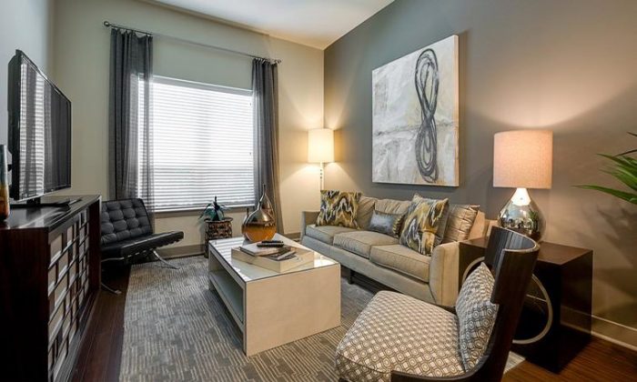 Dallas Cityplace luxury apartment living room
