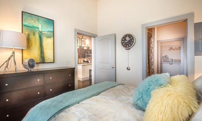 Dallas Lake Highlands luxury apartment bedroom