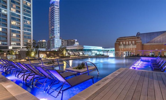Dallas Victory Park luxury apartment rooftop pool