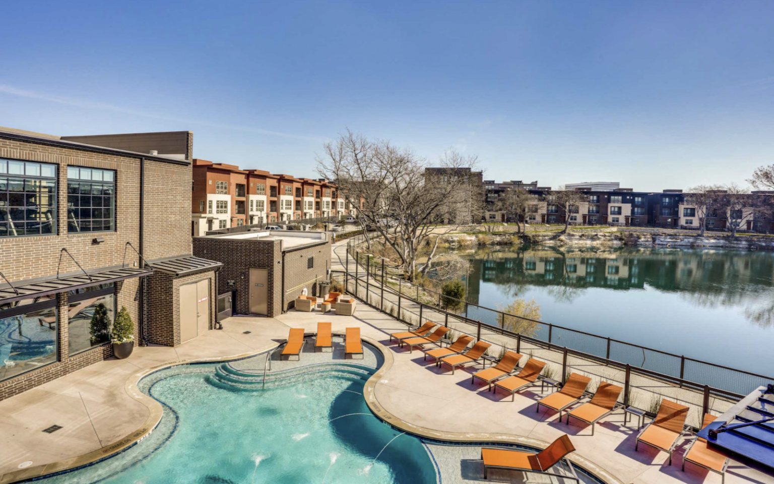 Six new apartments for rent in DFW this winter specials and all