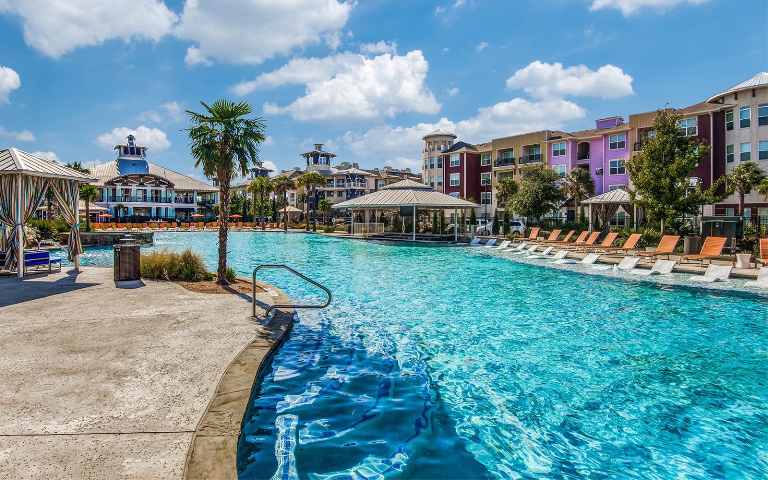 10 of The Coolest Apartment Pools in Dallas, Texas Smart City Locating