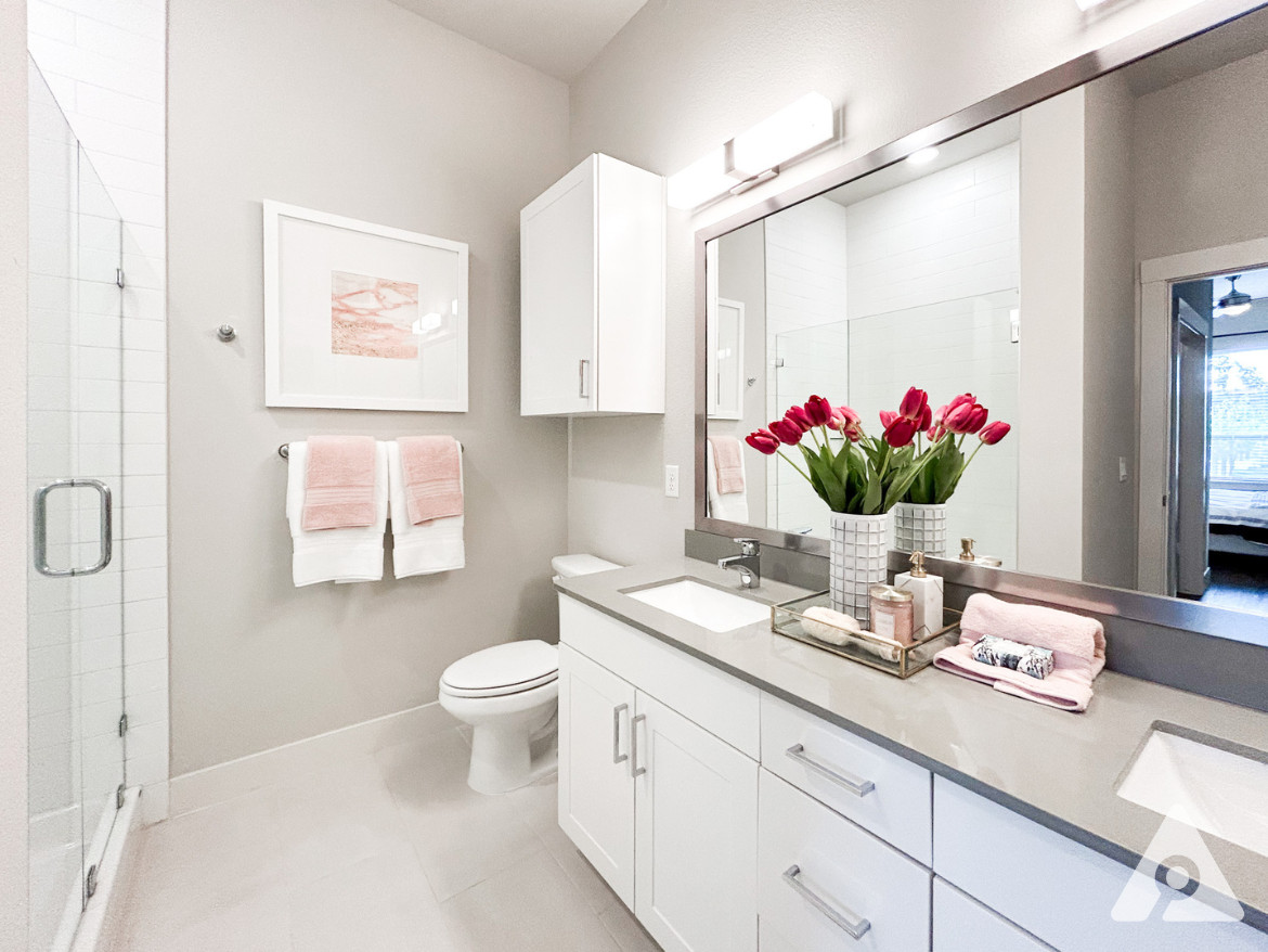 Denver Apartment - Bathroom with Large Mirror & Double Vanities