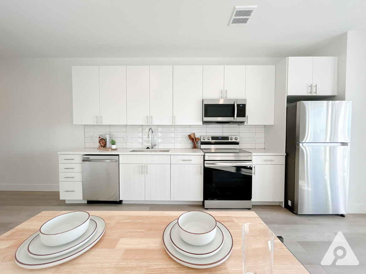 Denver Apartment - Kitchen with Dishwasher & Island