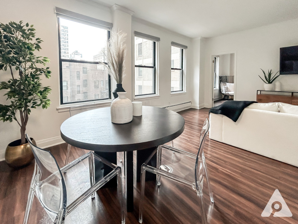 Chicago Apartment dining area