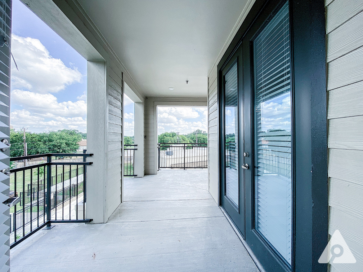 San Antonio Apartment - Balcony