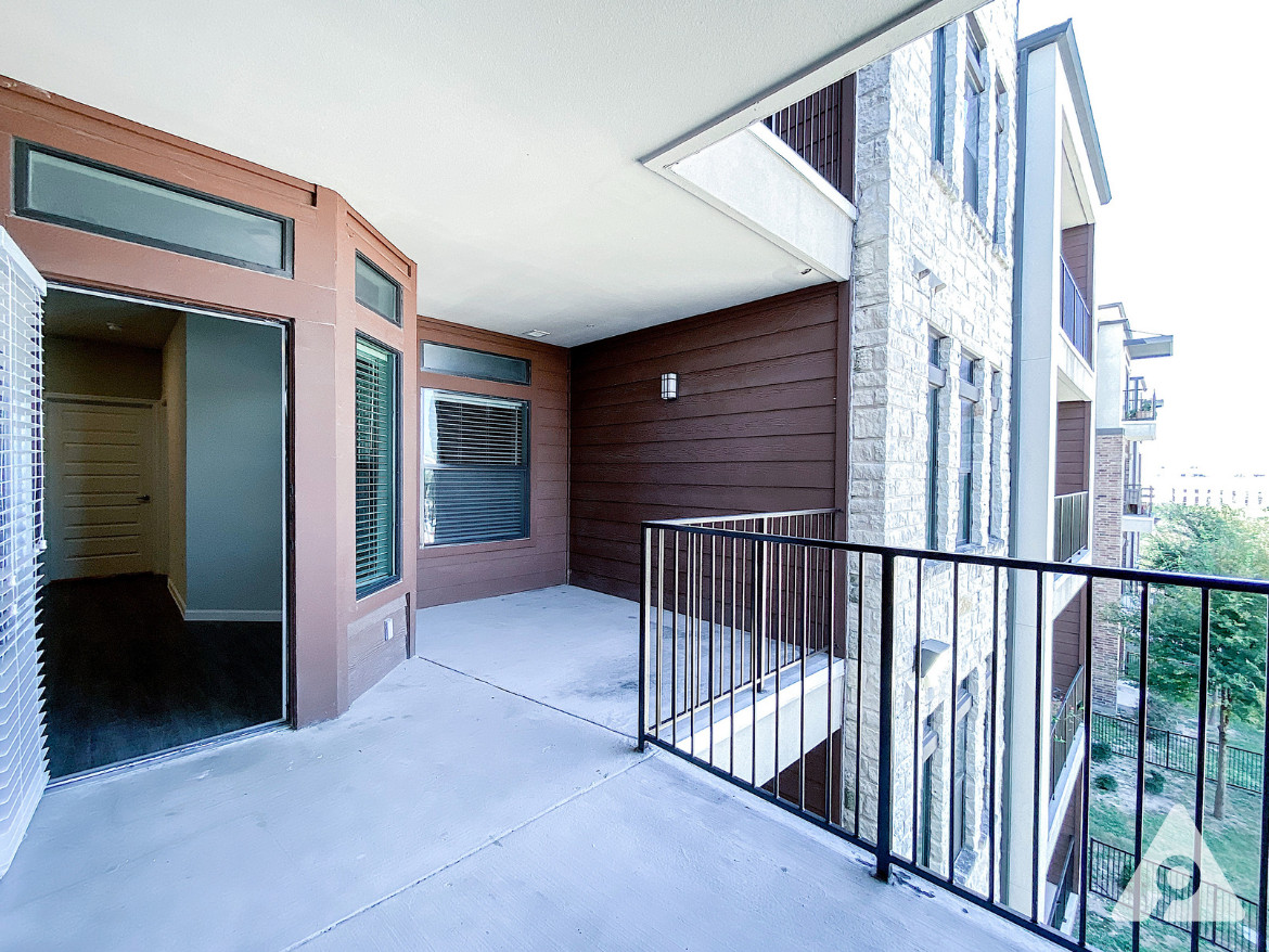 San Antonio Apartment - Balcony