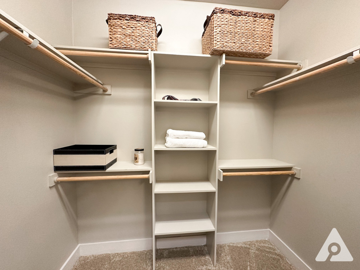 Dallas Apartment Closet