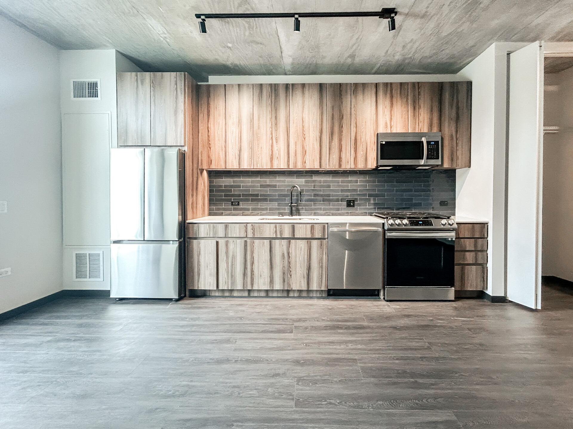 Chicago Apartment Kitchen