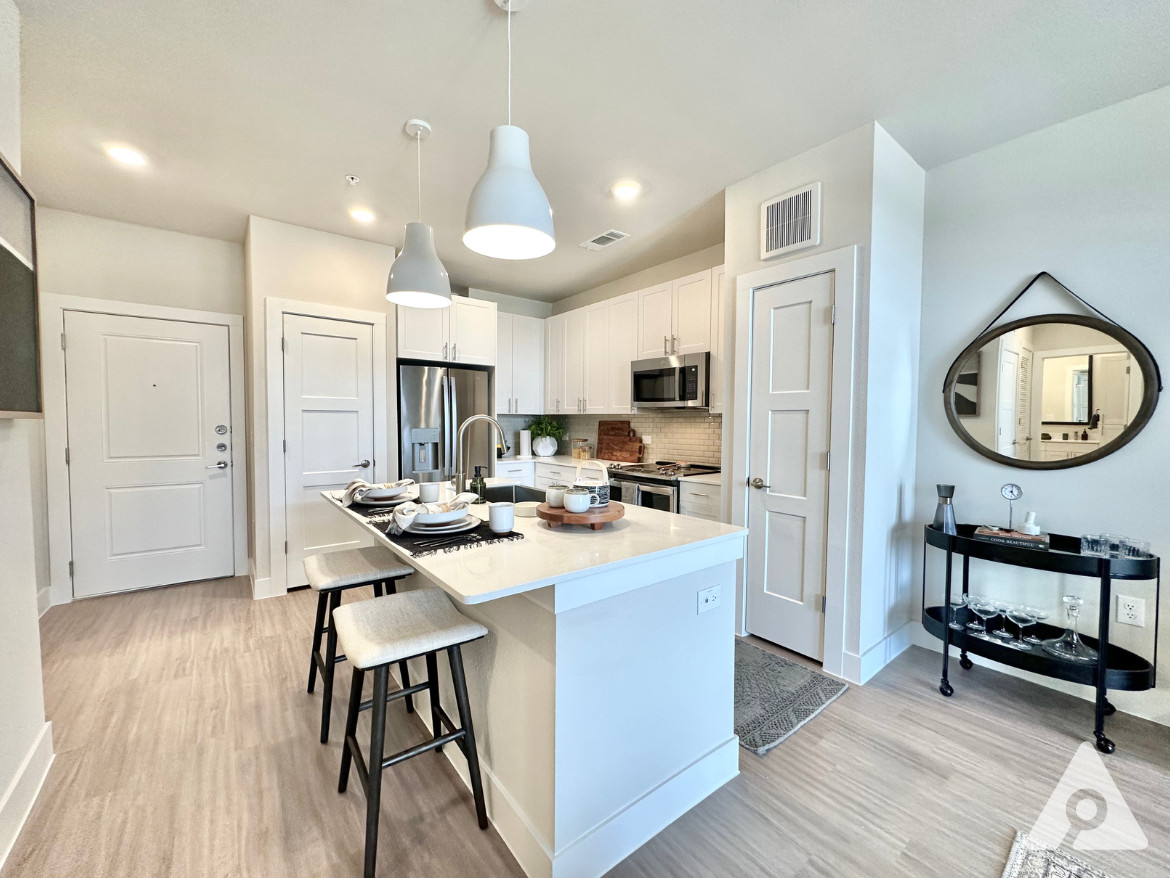 San Antonio Apartment - Kitchen