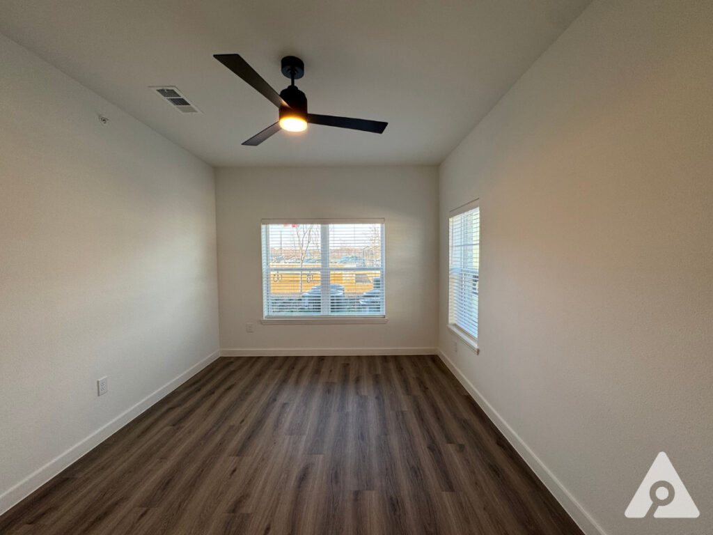 Saginaw Apartment bedroom