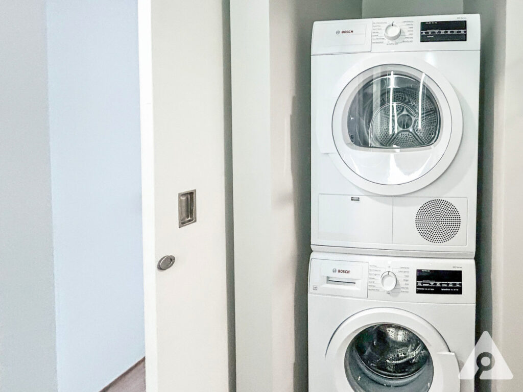 Chicago Apartment laundry