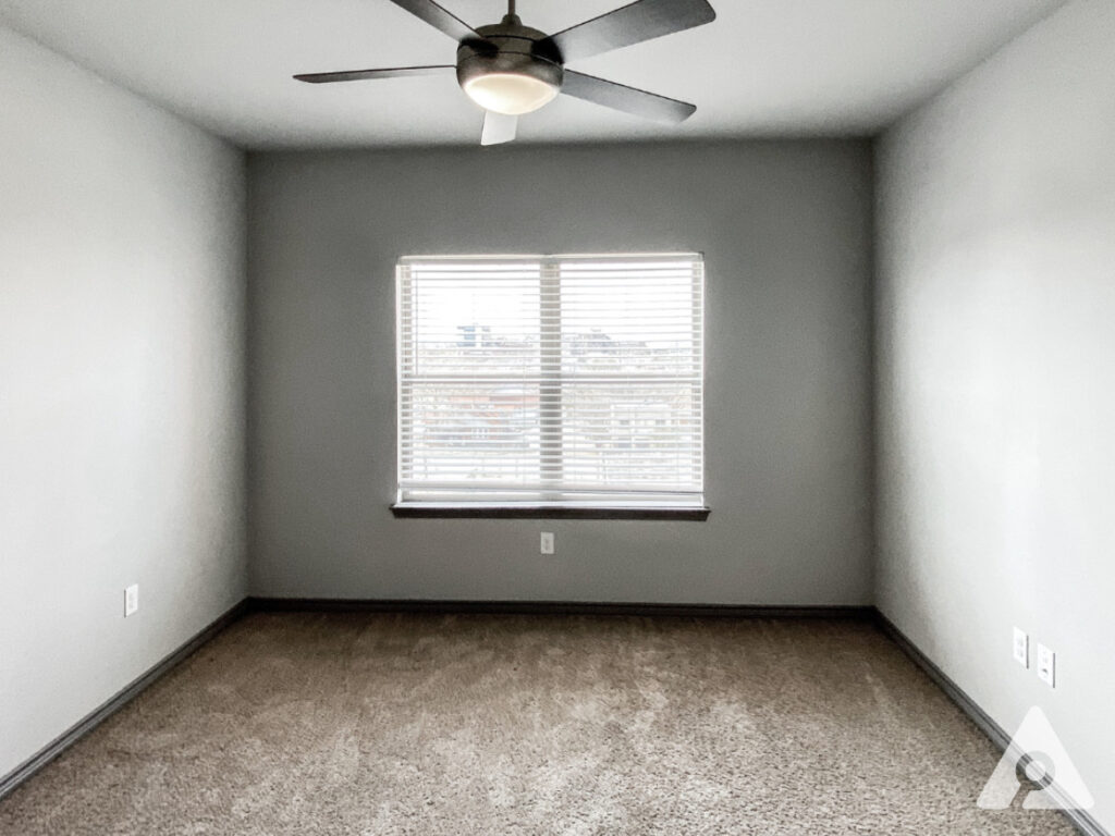 South Main Apartment Bedroom