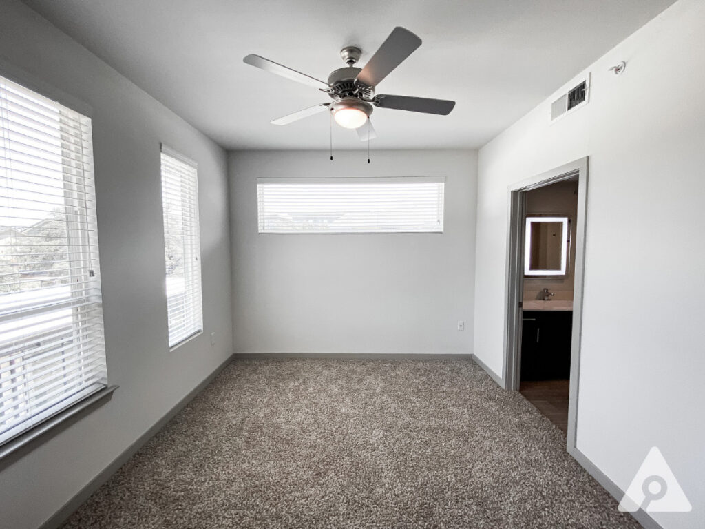 River East Apartment Bedroom
