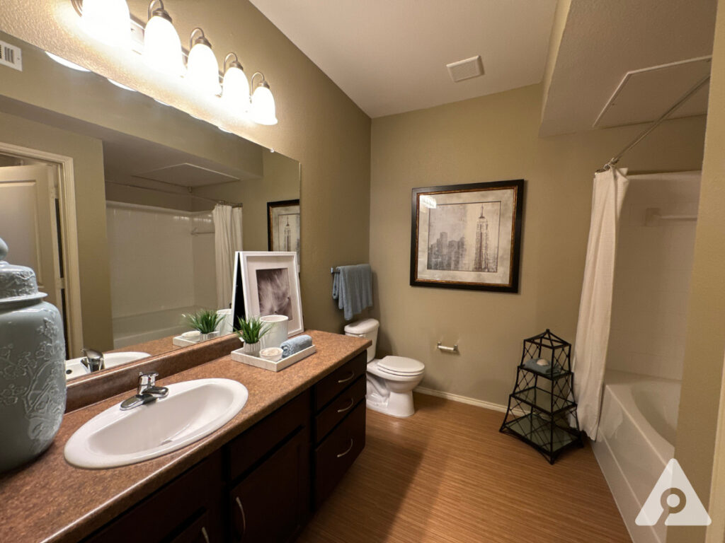 Alliance Apartment Bathroom