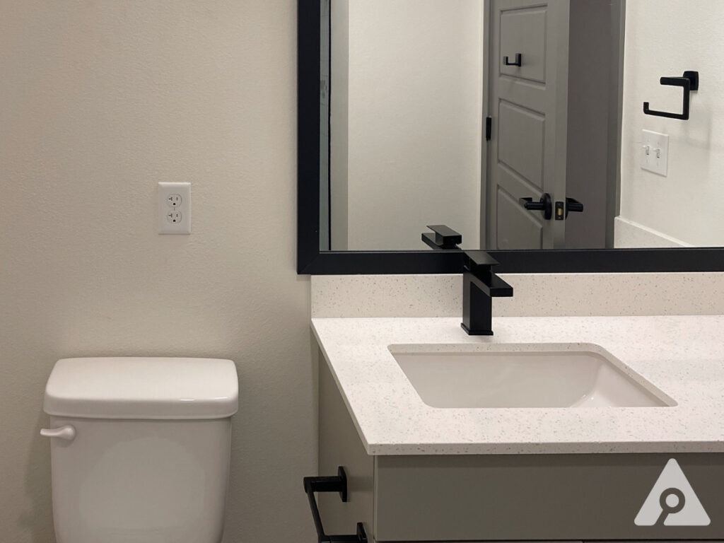 Denver Apartment - Bathroom