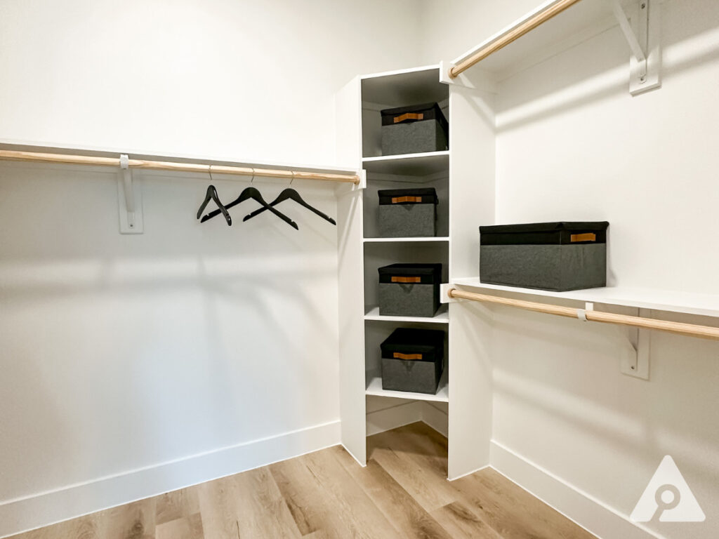 Fossil Creek Apartment Closet