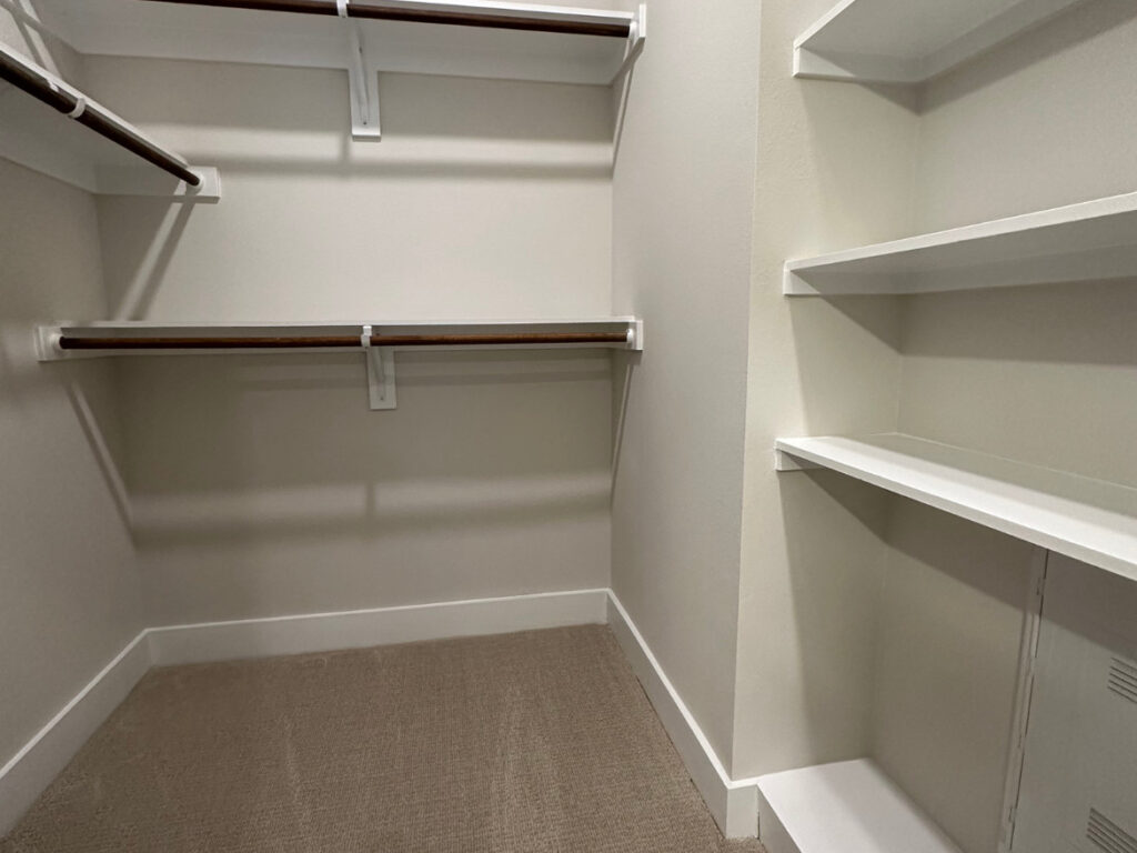 Dallas Apartment Closet