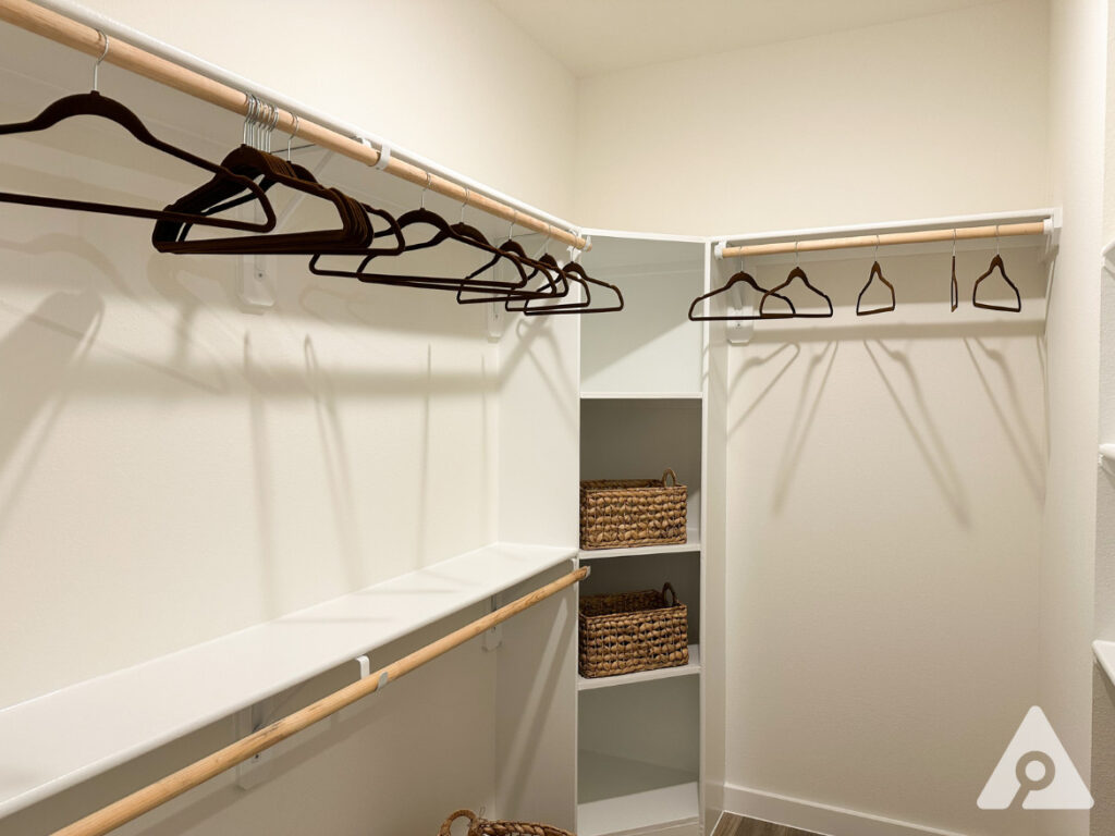 Houston Apartment - Closet