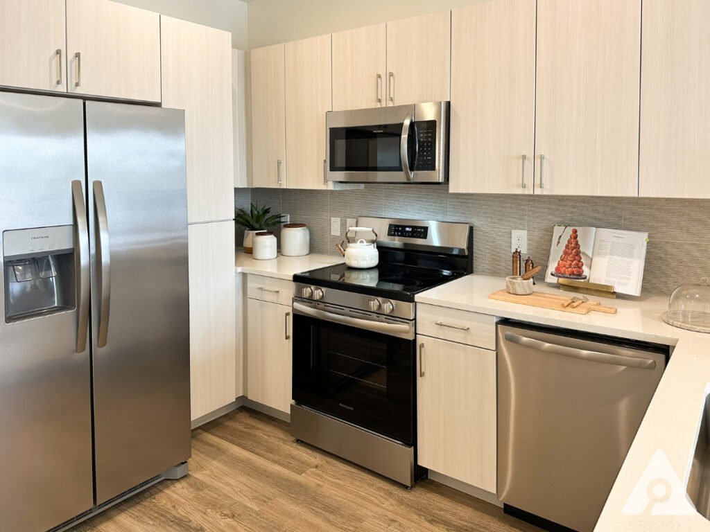 Houston Apartment - Kitchen