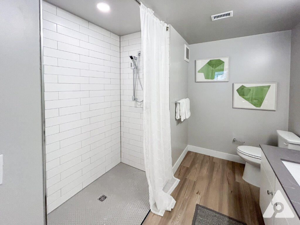 Denver Apartment - Bathroom