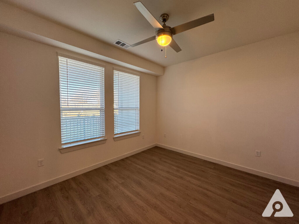 West fort worth Apartment bedroom