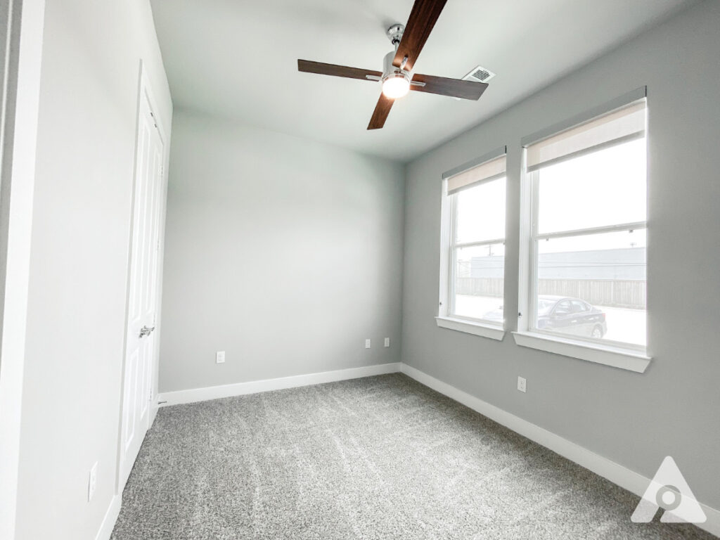 Houston Apartment - Bedroom