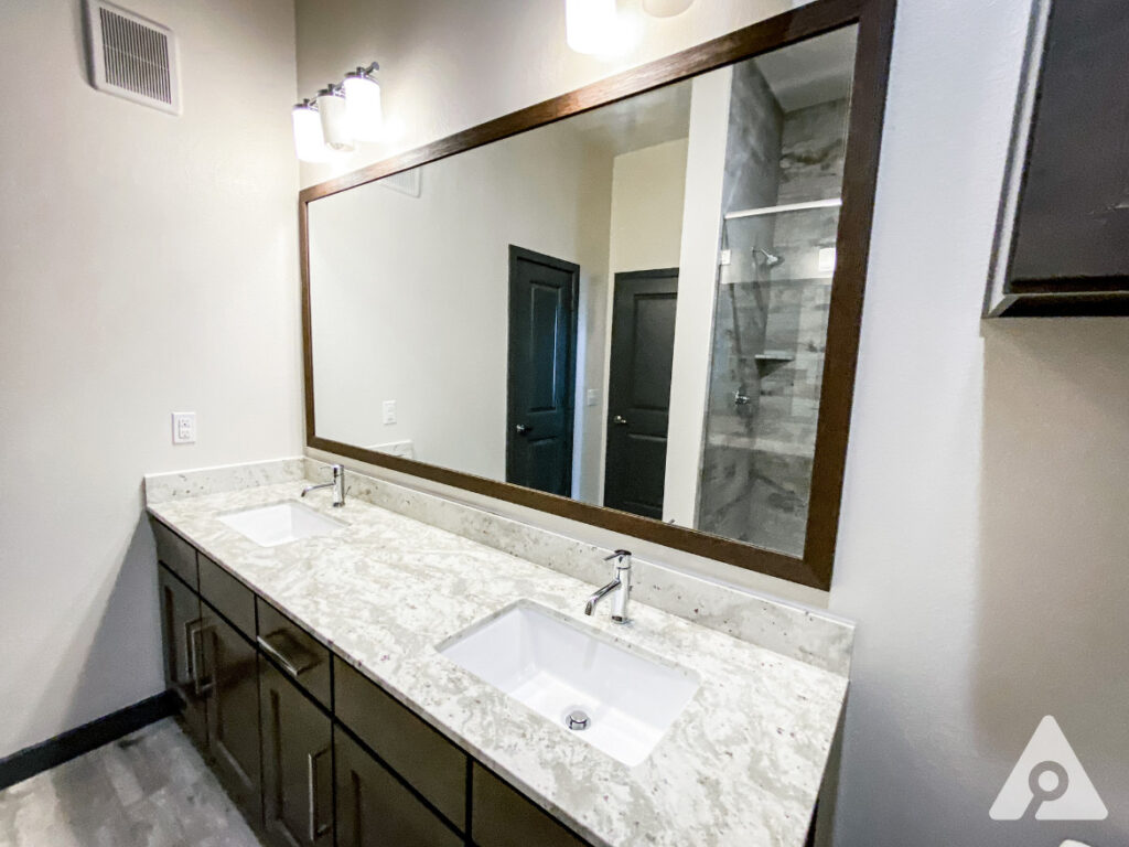 West 7th Apartment Bathroom
