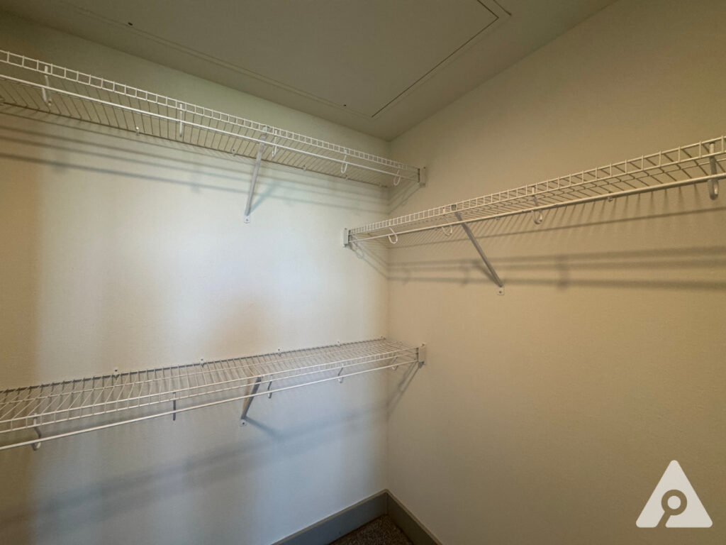 fossil creek apartment closet