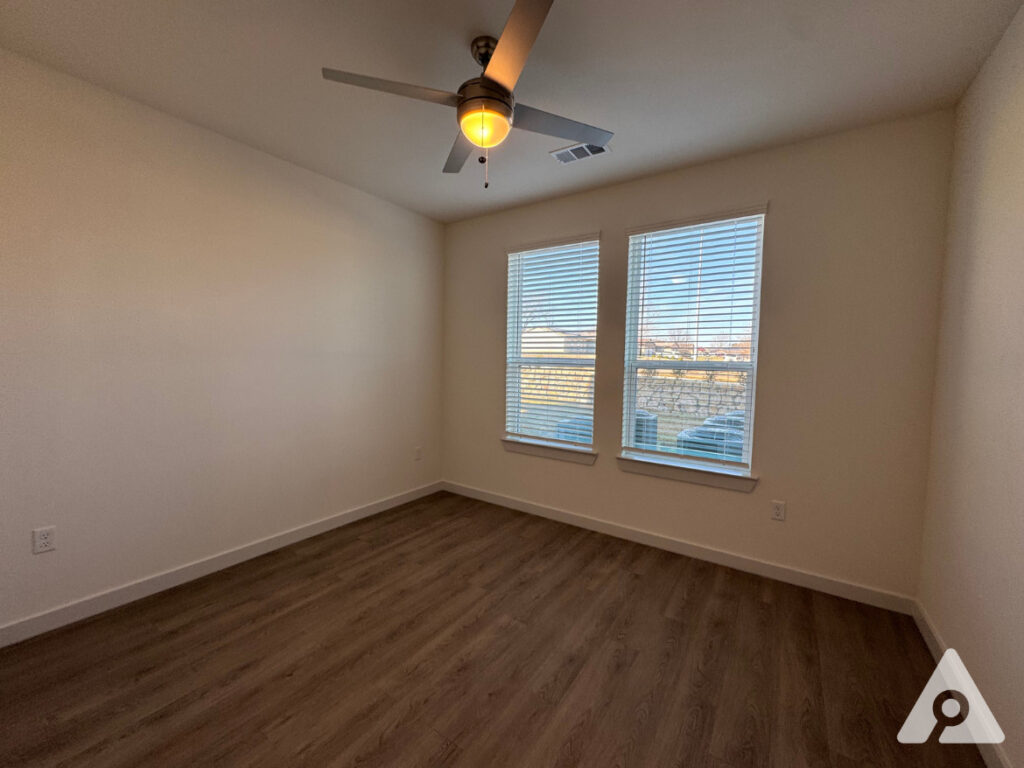 West fort worth Apartment bedroom