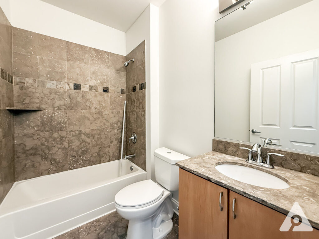 Chicago Apartment bathroom
