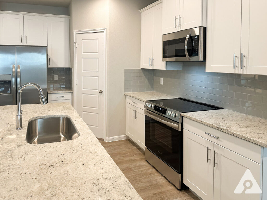 Houston Apartment - Kitchen