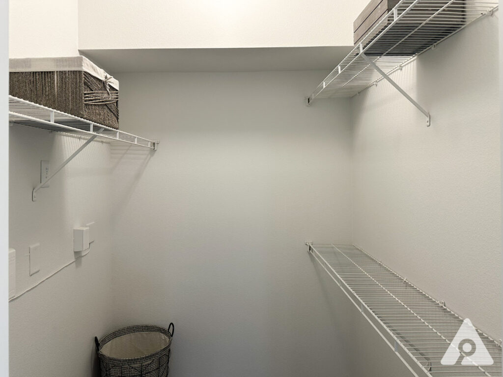 Houston Apartment - Primary Closet