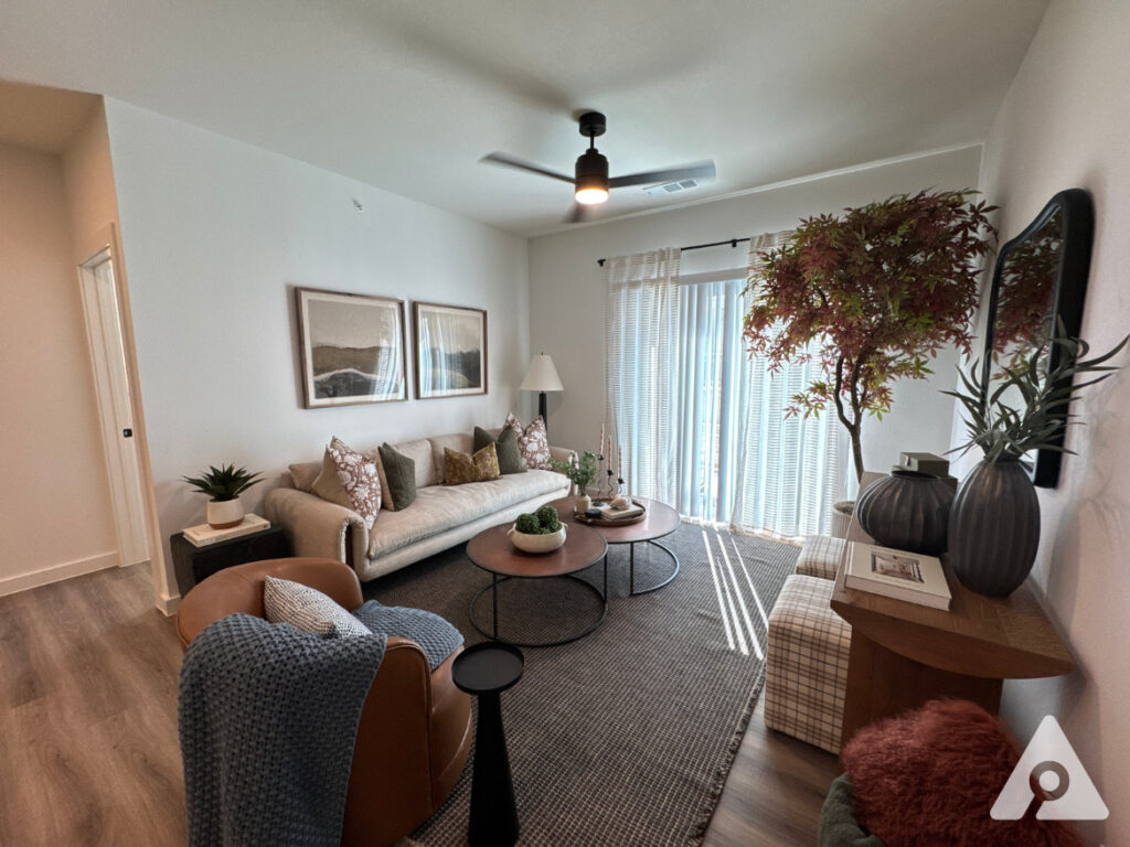 Saginaw Apartment Living Room