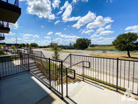 River East Apartment Walk Up