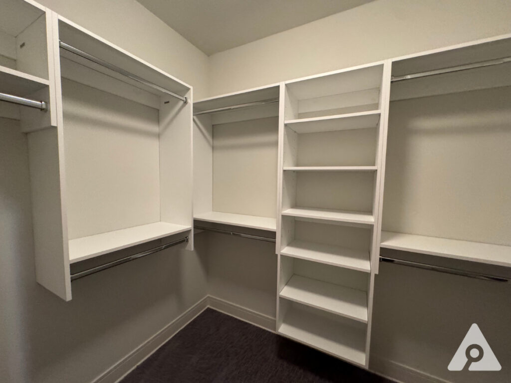 Fort Worth Apartment - Closet