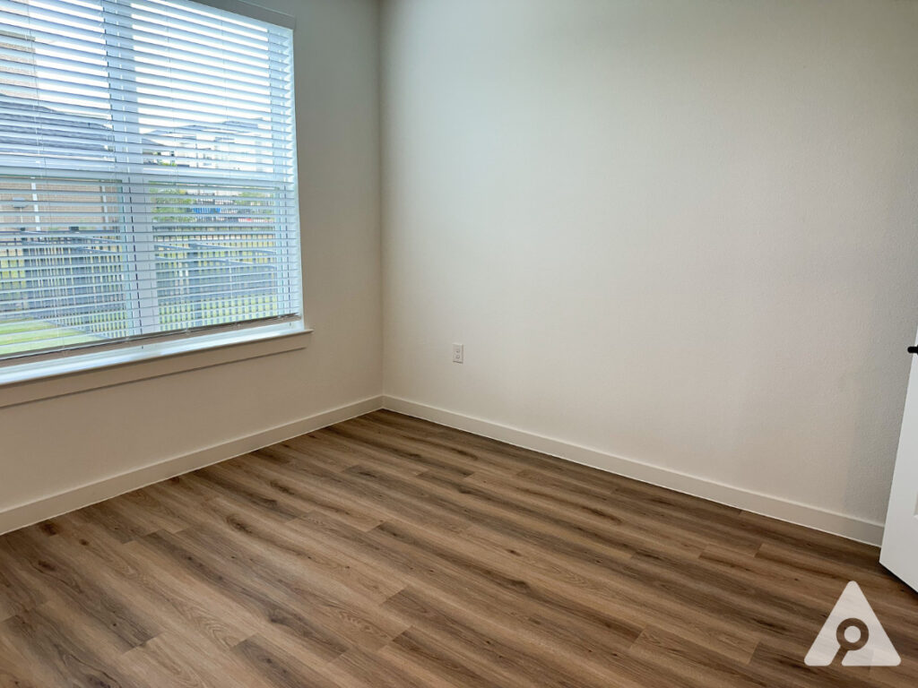 Houston Apartment - Bedroom