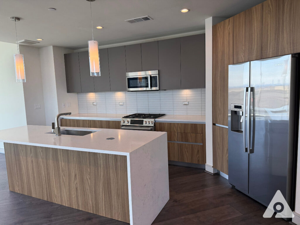 Houston Apartment - Kitchen