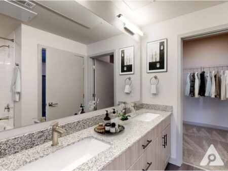Denver Apartment - Bathroom