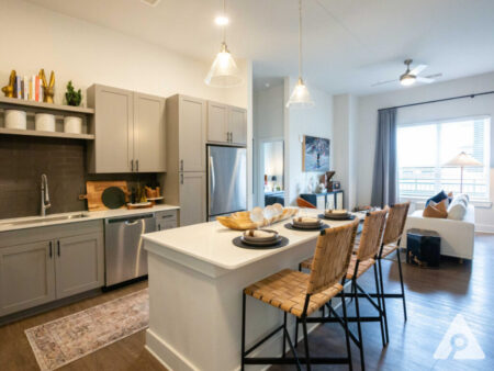 Atlanta Apartment - Kitchen