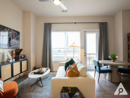 Atlanta Apartment - Living Room