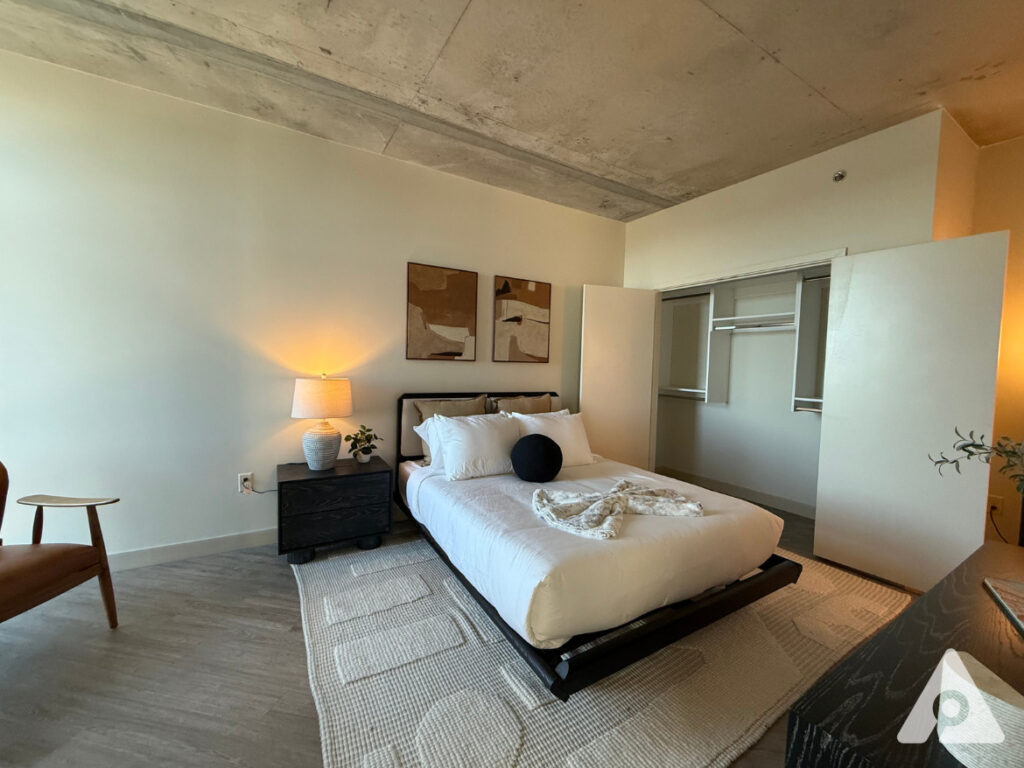 Nashville Apartment - Bedroom (2)