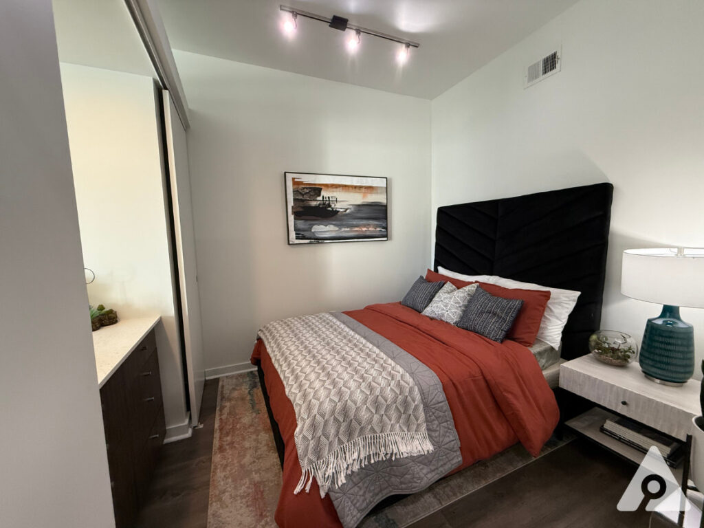 Nashville Apartment - Bedroom