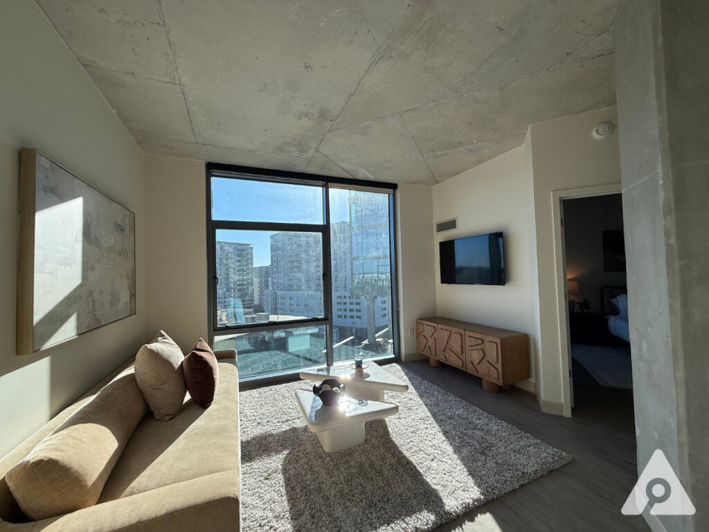 Nashville Apartment - Living Room