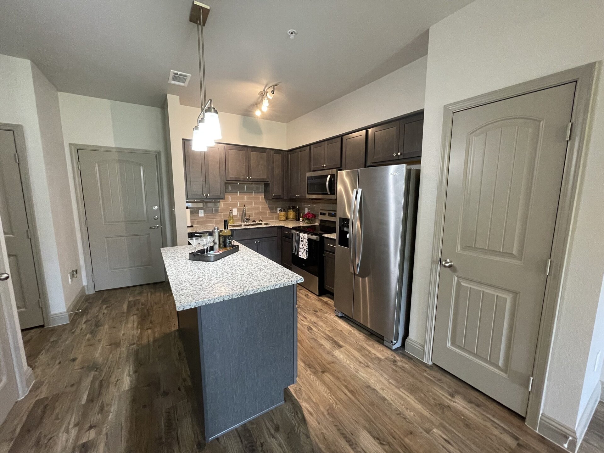 fort worth apartment kitchen