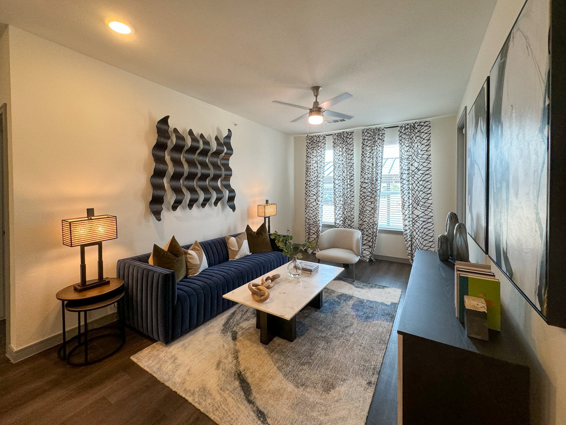 Fort Worth Apartment living room