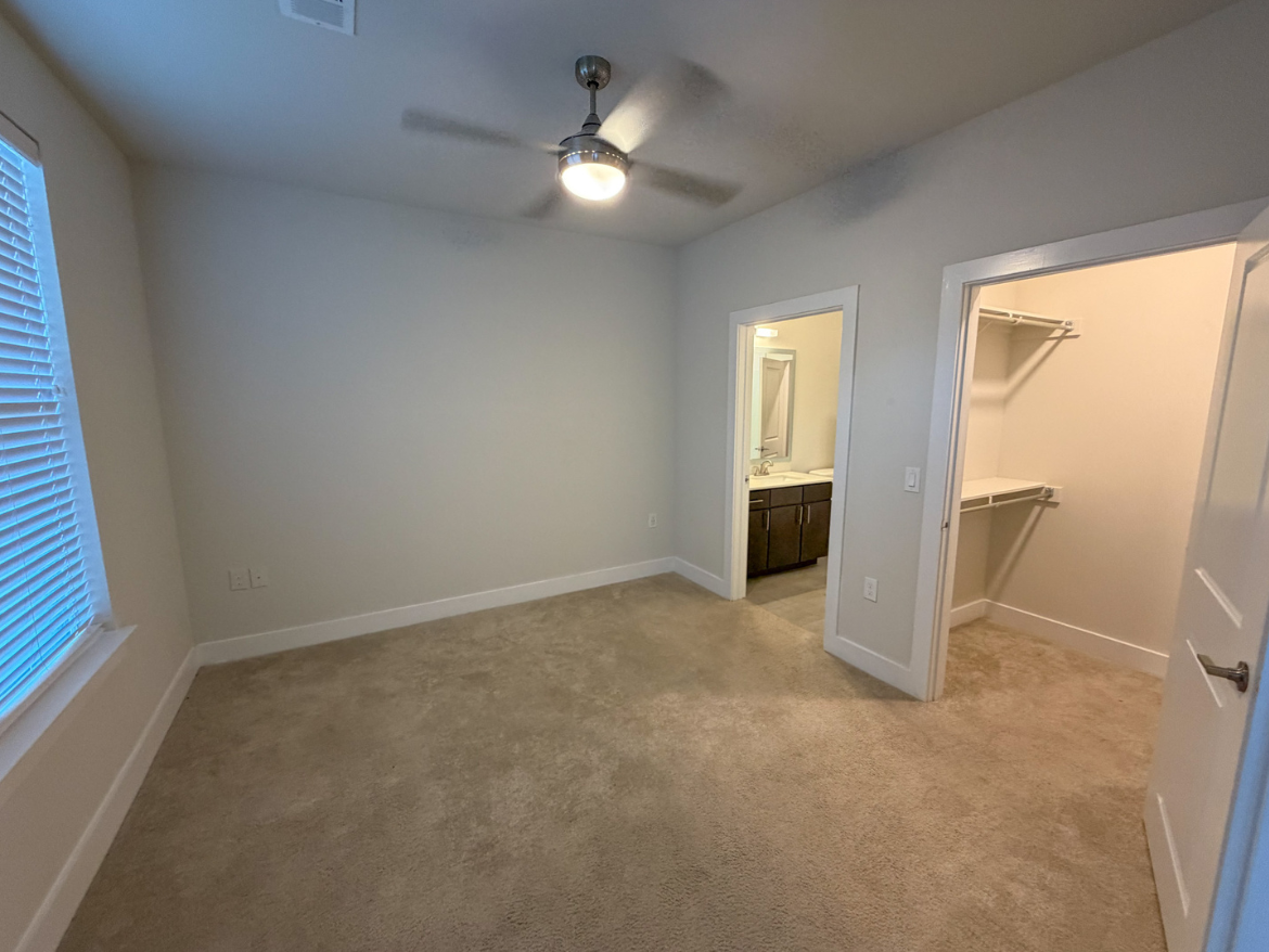 Fort Worth Apartment Bedroom