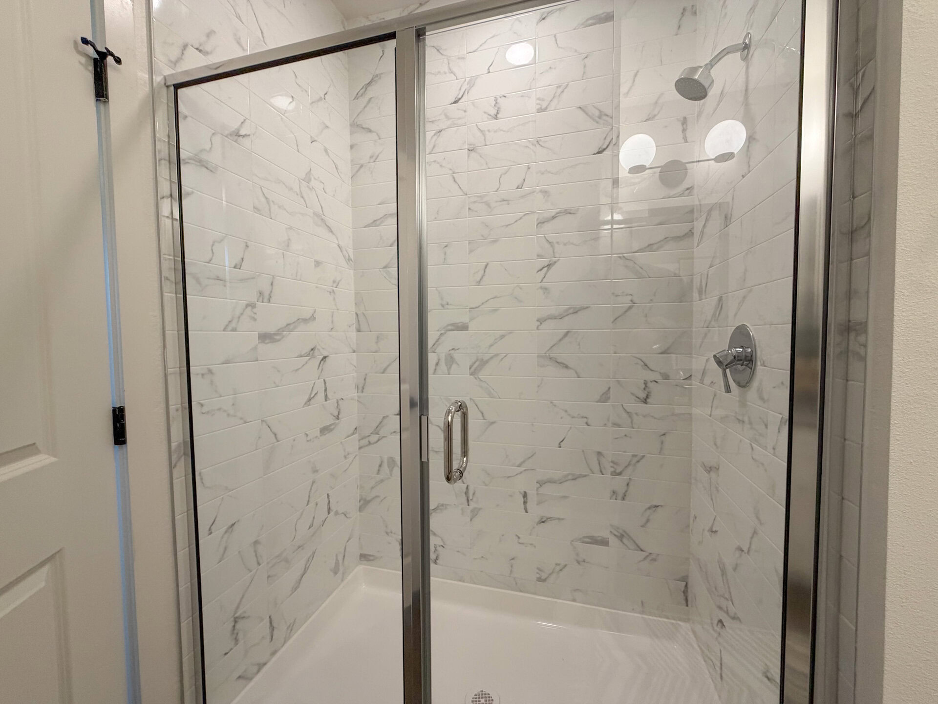 Fort Worth Apartment Shower 1