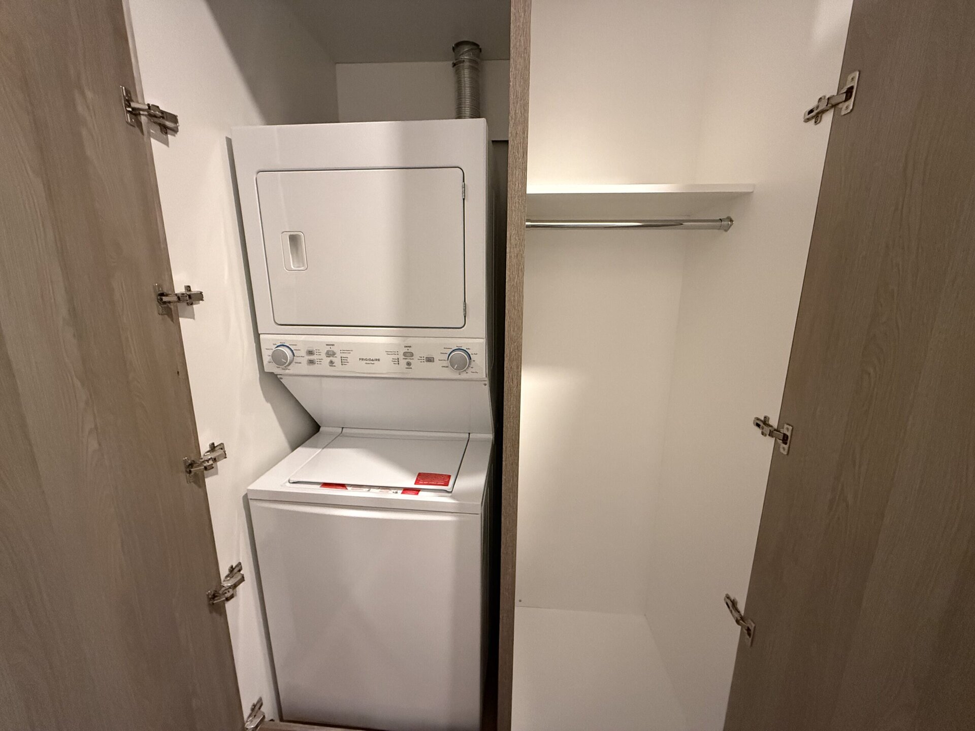 Chicago apartment laundry